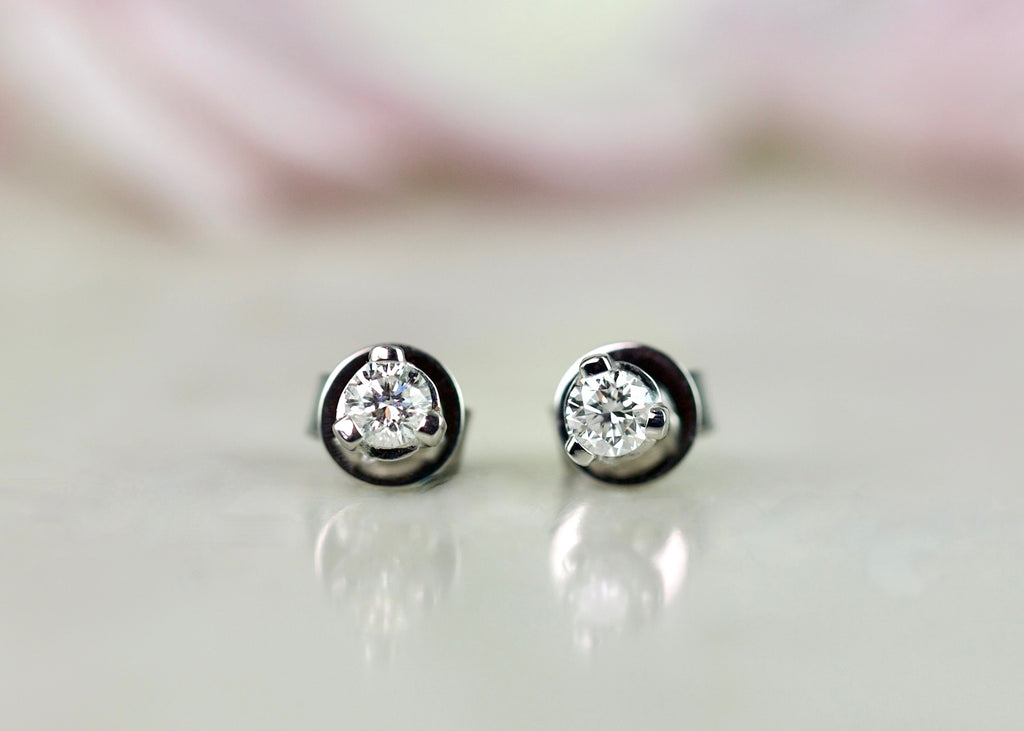 AMARA Diamond studs