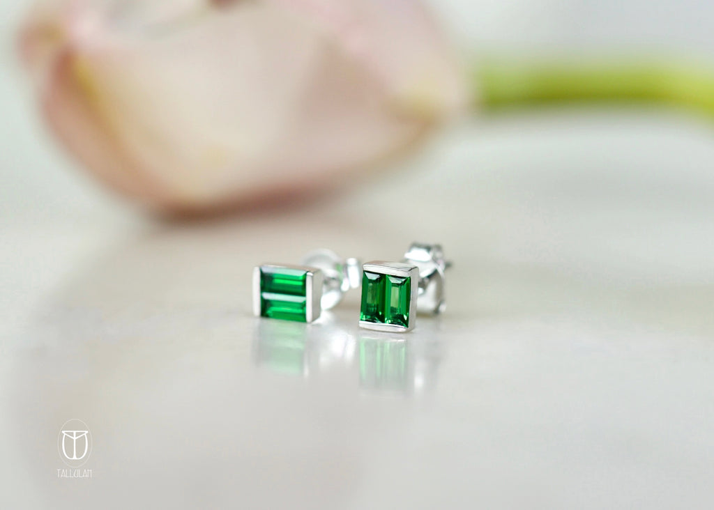 VIV Deco Studs