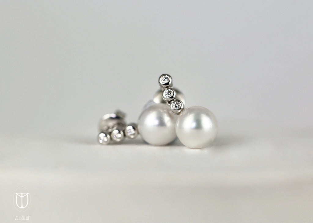 FRANCES Pearl Earrings