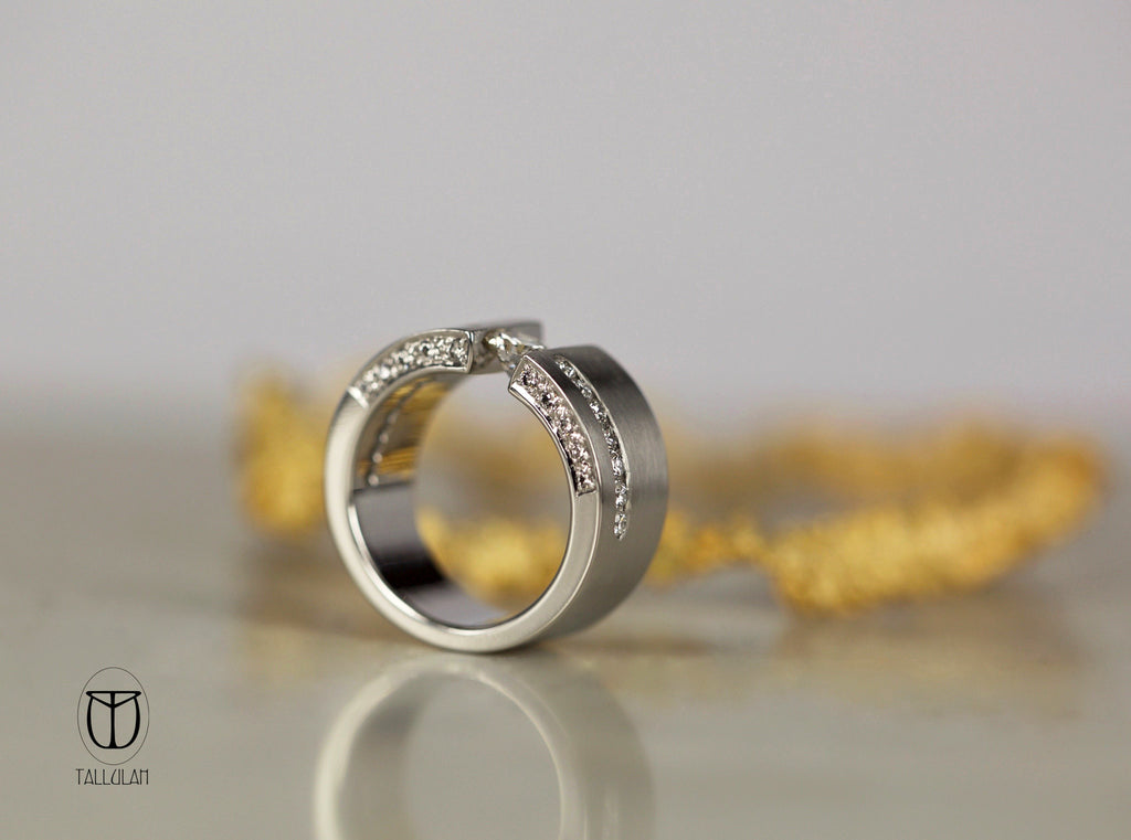 Diamond Ring in white gold